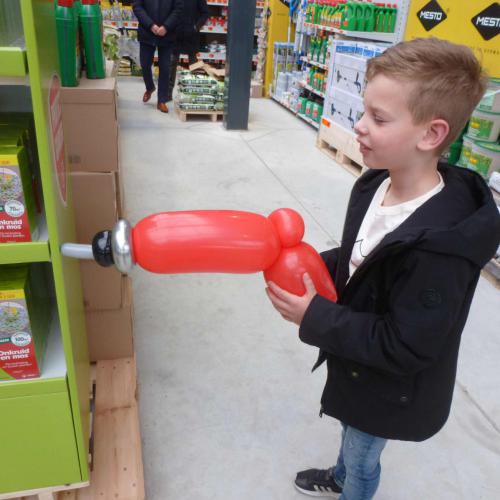 Hornbach - even die schroef aandraaien