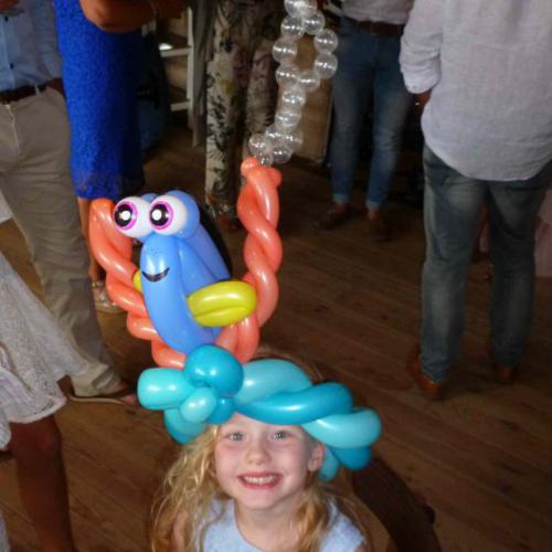 Bij een strandpaviljoen maak je natuurlijk een...