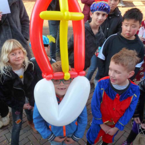 Hulp Sint, inclusief baard