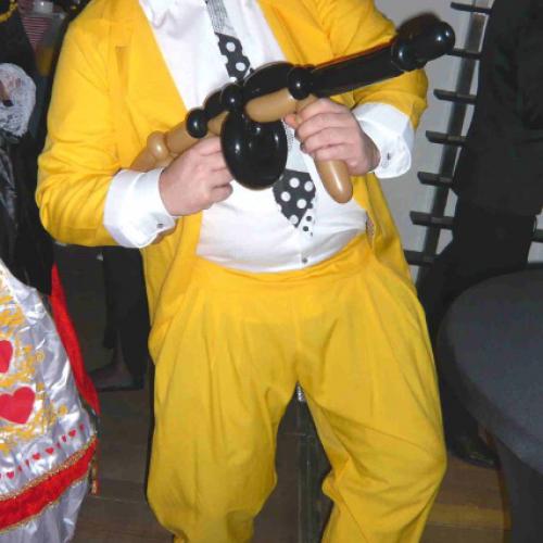 The Mask, met tommygun