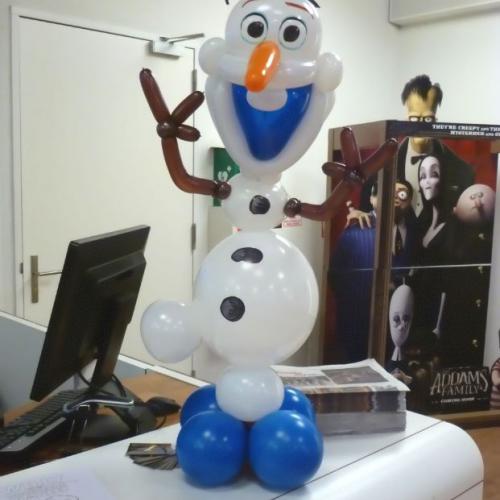 Olaf decoratie - tijdens de draaidagen van Frozen II