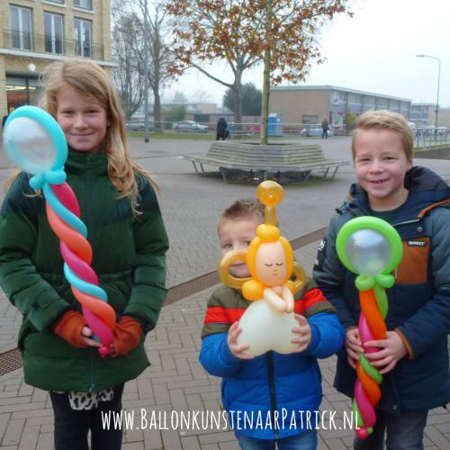 Kerst - kleurrijke kerstballonnen