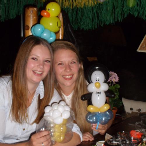 Restaurant - ballonnen aan tafel